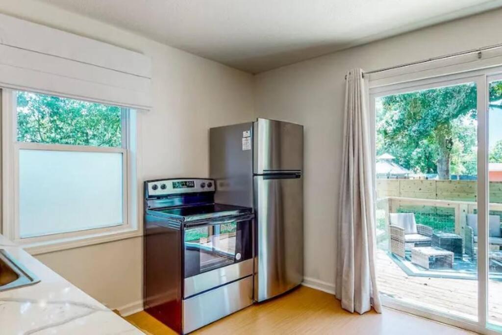 Вилла Private, Quiet-Close To Dwntn Pensacola, Stadium, Beaches Экстерьер фото